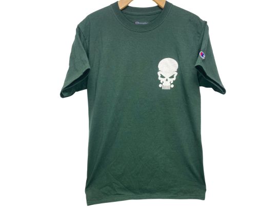 Jeep Short Sleeve T-Shirt Don't Tread On Me With Jeep Grille Skull Size Large Dark Green